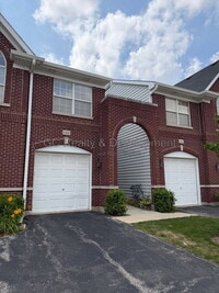 Building Photo - 110 Allerton Dr