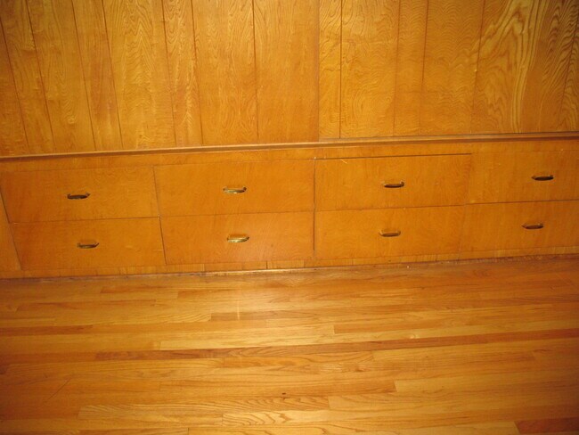 Built in drawers in bedroom - 3121 W Wyoming Ave