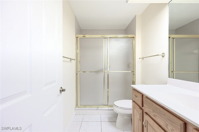 Building Photo - 5805 Grande Reserve Way