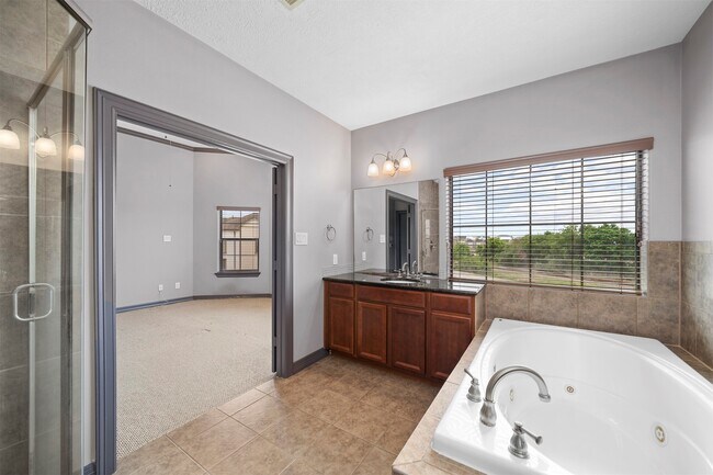 Building Photo - 1178 Hempstead Villa Ln