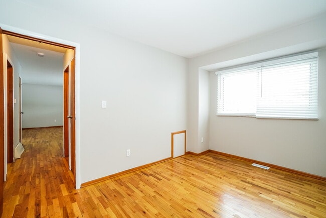 Building Photo - 2149 Kingshaven Pl