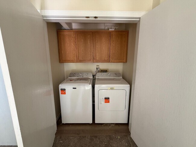 Building Photo - 2255 NW Monterey Pines Dr