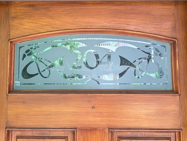 Building Photo - 8850 Villa La Jolla Dr