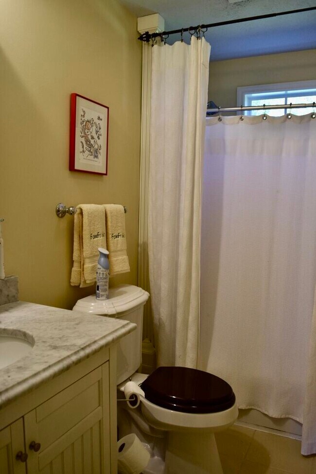 Building Photo - 1144 Sizemore Rd