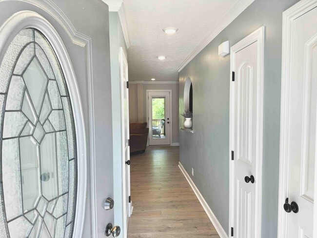 Building Photo - 1057 Brightwood Ct