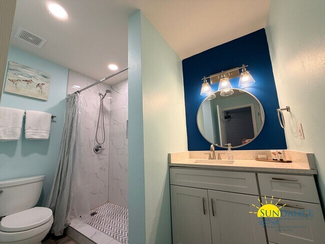 Building Photo - 4000 Gulf Terrace Dr