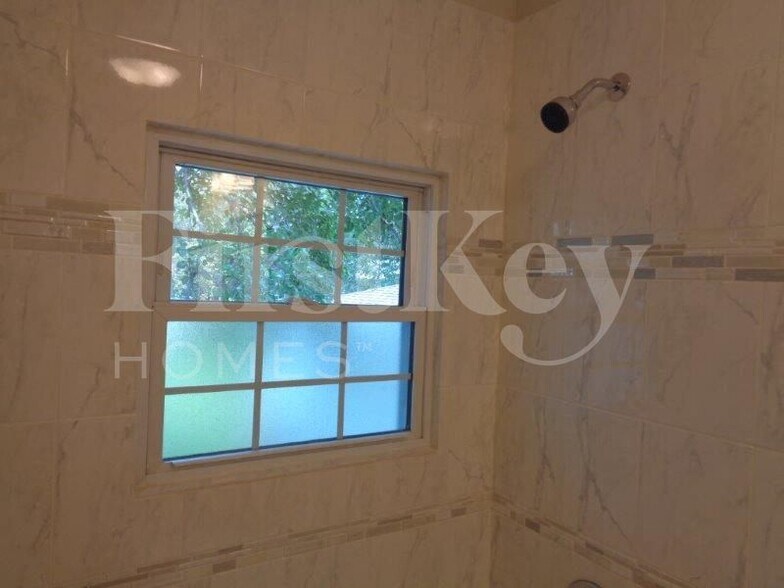 Building Photo - 451 E Mulberry Ct