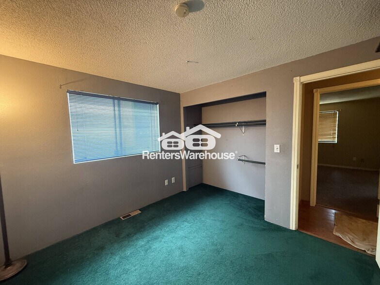 Building Photo - 11920 SE 210th Pl