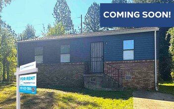 Building Photo - 2601 Dakar Ave