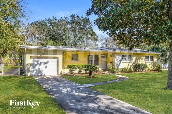 Primary Photo - 8017 Santillo Dr