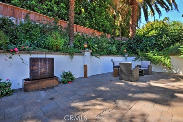 Building Photo - 15128 Valley Vista Blvd