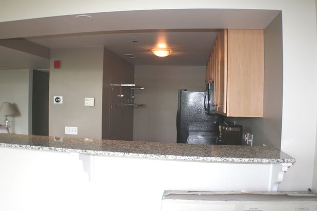 Building Photo - 61 W 15th St