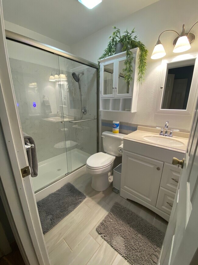 Building Photo - 7863 Delta Sunrise Ct