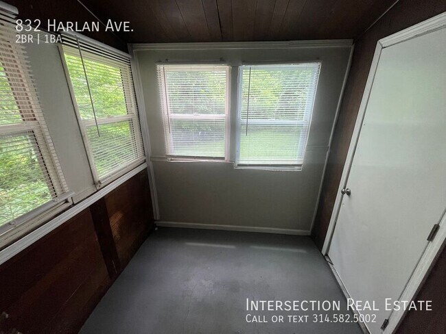 Building Photo - 832 Harlan Ave