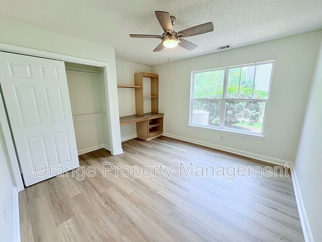 Building Photo - 201 Harts Cove Way