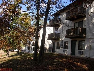 Balcony - Bridleton Woods Apartments