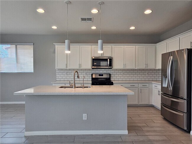 Building Photo - 9853 Fisher Bay Ct