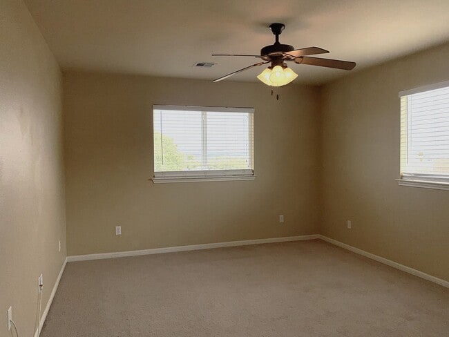 Building Photo - 7707 Bridgepointe Dr