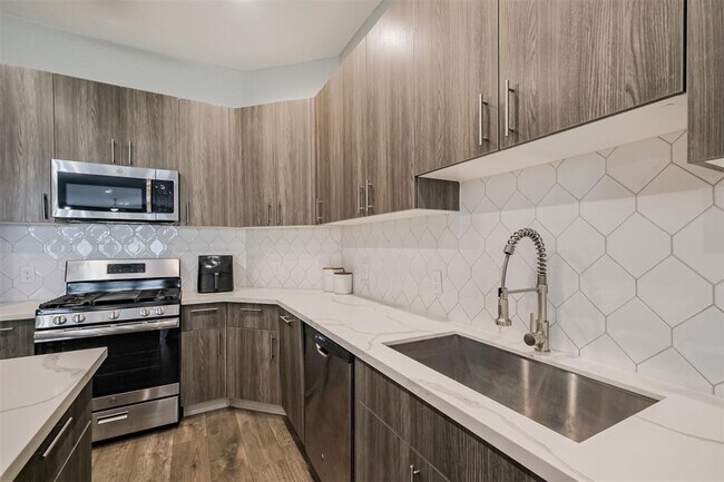 Building Photo - 8404 Safeguard St