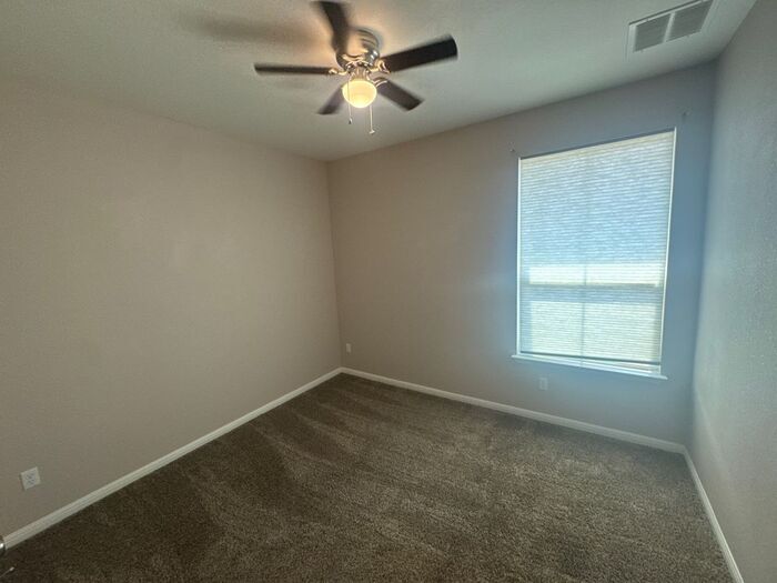 Building Photo - 722 Coconut Grove St