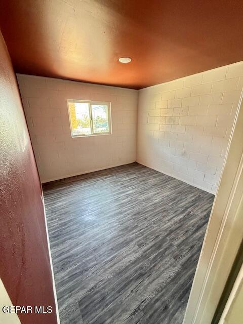 Building Photo - 3422 Keltner Ave