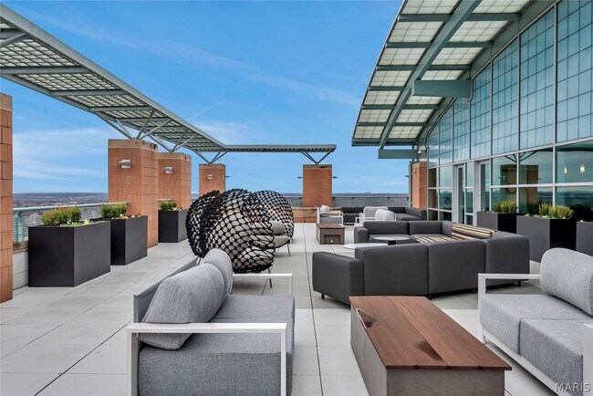 Building Photo - 8025 Maryland Ave