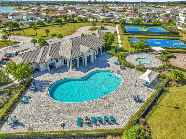 Building Photo - 13096 NW Copper Creek Dr