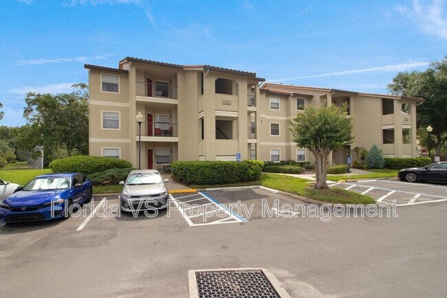 Primary Photo - 3036 Parkway Blvd
