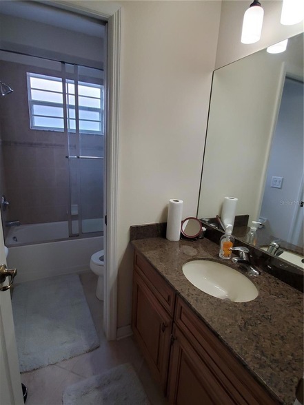 Building Photo - 8209 Santa Rosa Ct