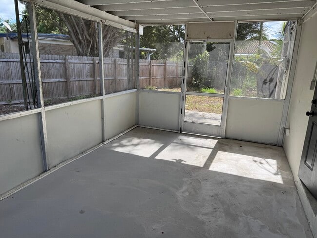 Building Photo - 110 Old Spanish Trail