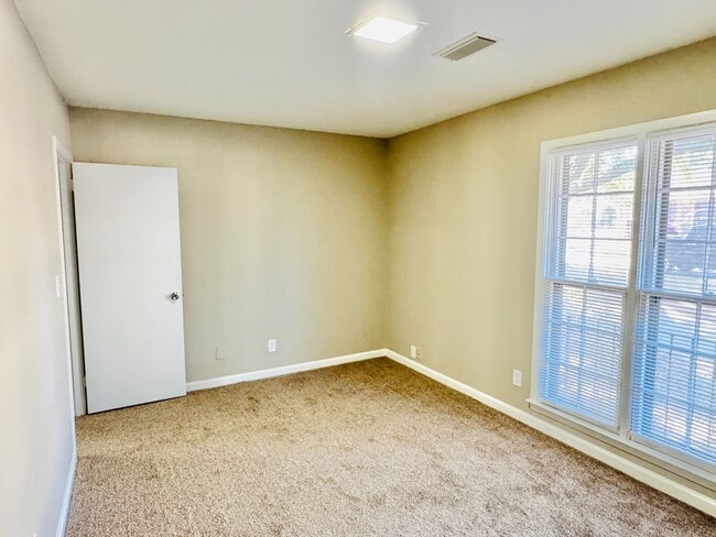 Building Photo - Updated 4-Bedroom Ranch with the layout everyone wants