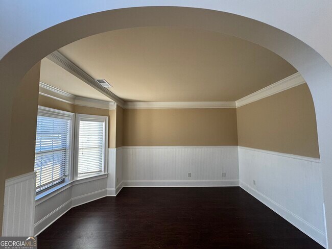 Building Photo - 352 Plymstock Dr