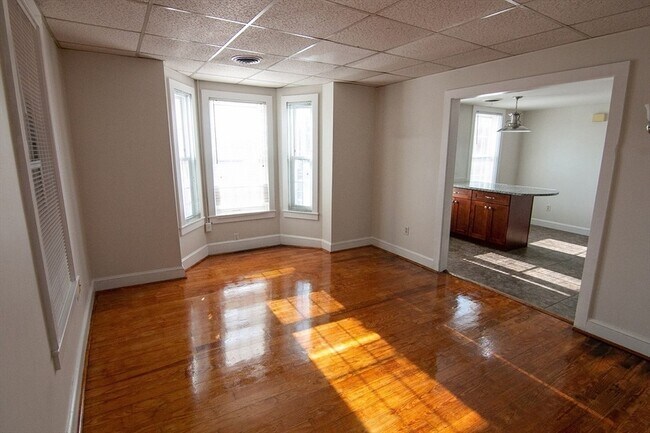 Building Photo - 21 Essex St