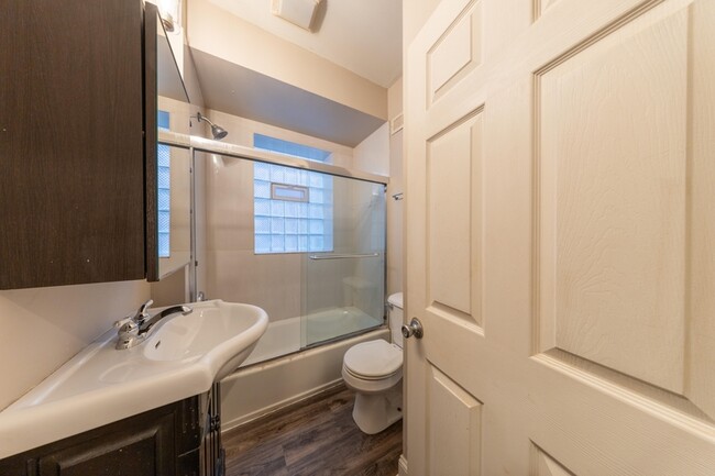 Building Photo - 2009 Maury Ave