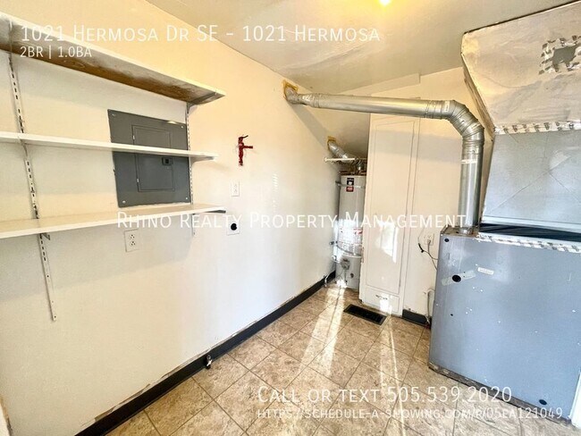 Building Photo - 1021 Hermosa Dr SE