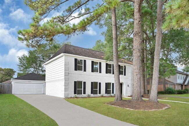 Building Photo - 7707 12 Fairway Ln