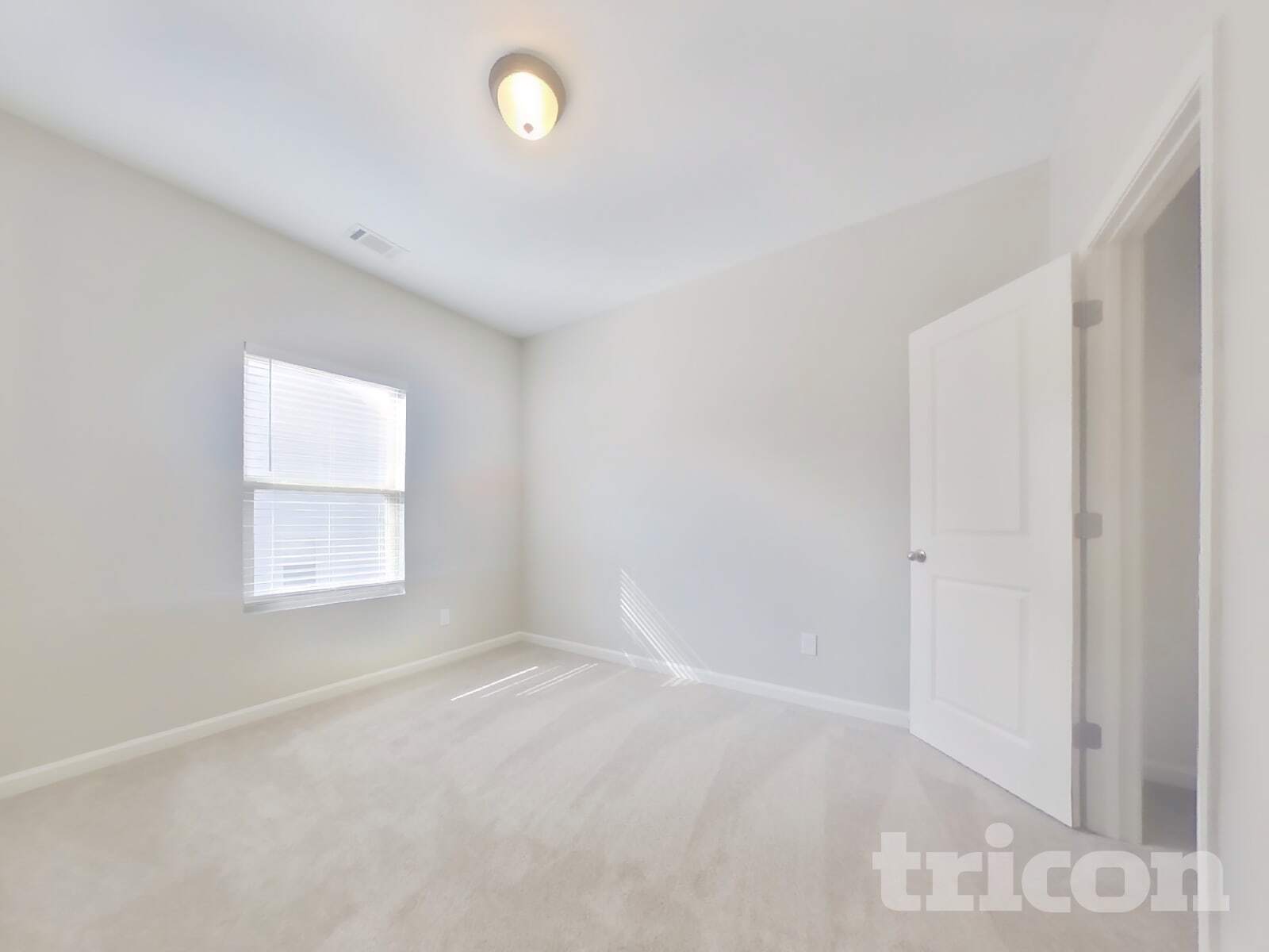 Building Photo - 38 Ponders Rd