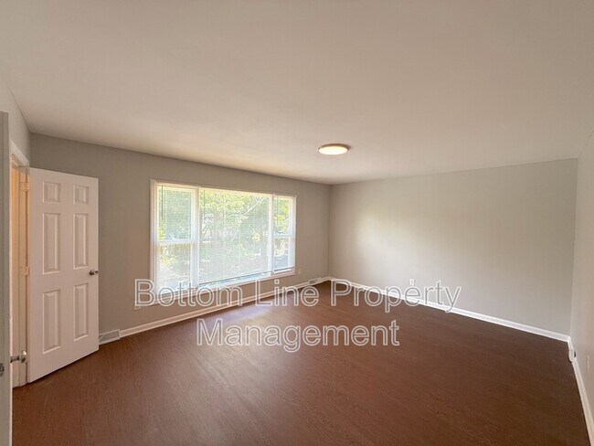 Building Photo - 7727 Ritter Dr