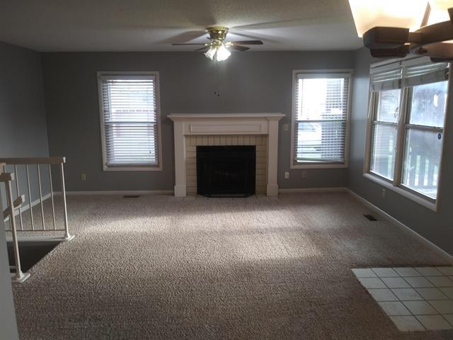 Building Photo - 1450 S Webb Rd