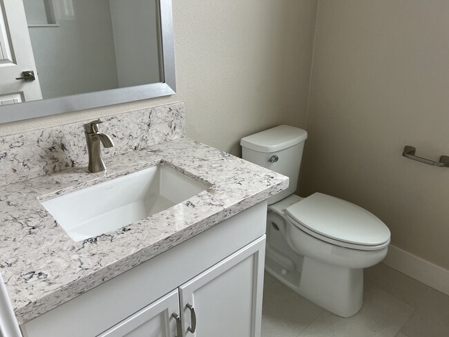 Building Photo - 3068 El Capitan Dr