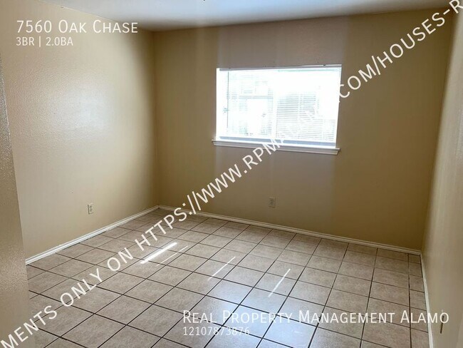 Building Photo - 7560 Oak Chase