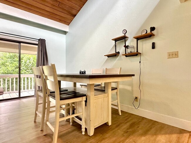 Building Photo - Lofty Vibes & Backyard Views – Your Dream ...
