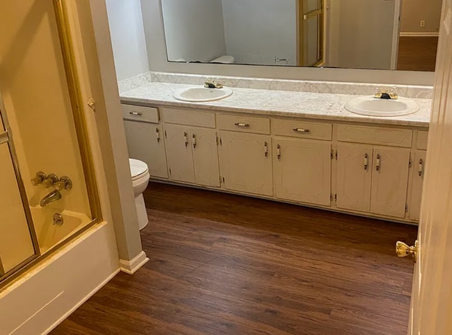 Building Photo - 120 New Woodruff Rd