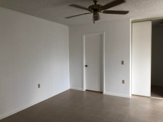 Building Photo - 4712 47th Way