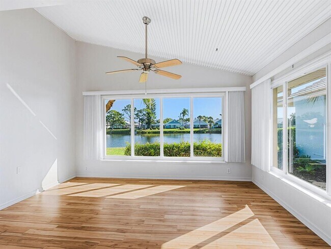 Building Photo - 799 Harrington Lake Dr N