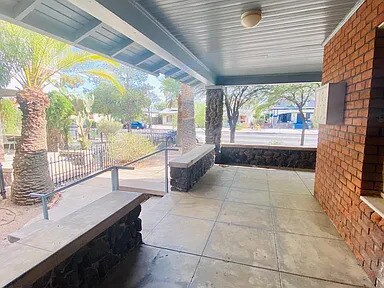 Building Photo - FOR RENT