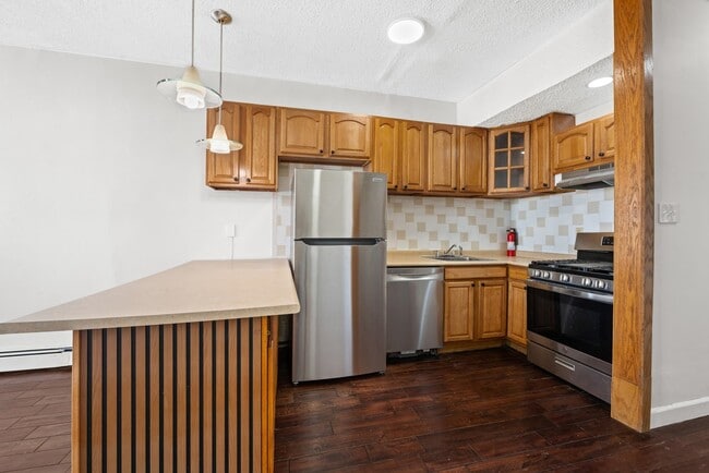 Building Photo - 37 Belmont Ave