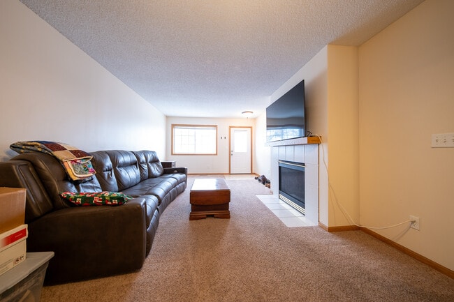 Building Photo - 17540 Gillette Way