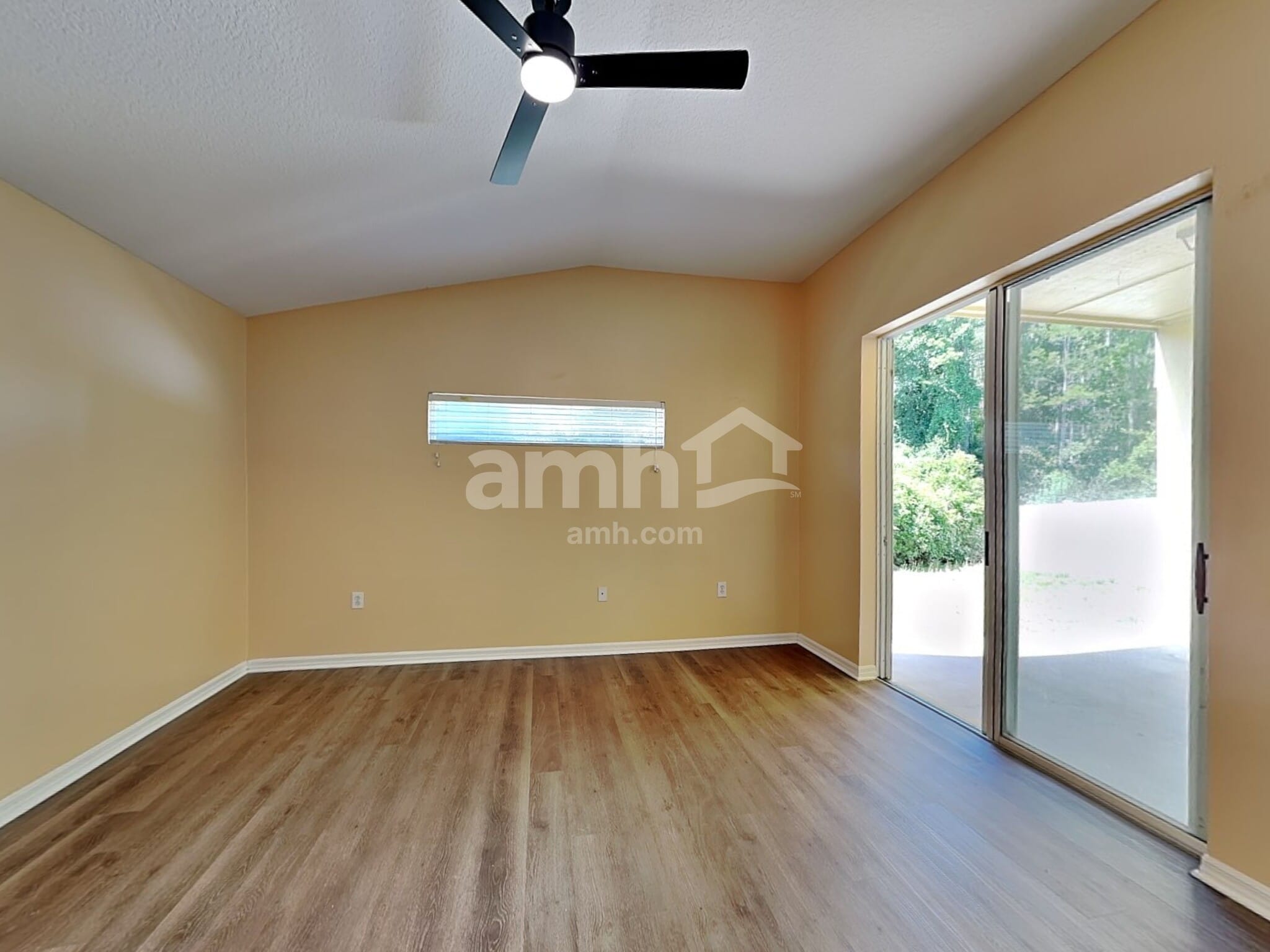 Building Photo - 30450 Wrencrest Dr