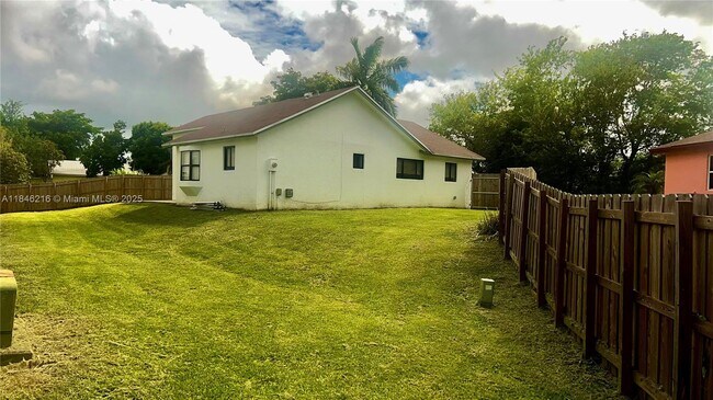 Primary Photo - 13549 SW 285th Terrace